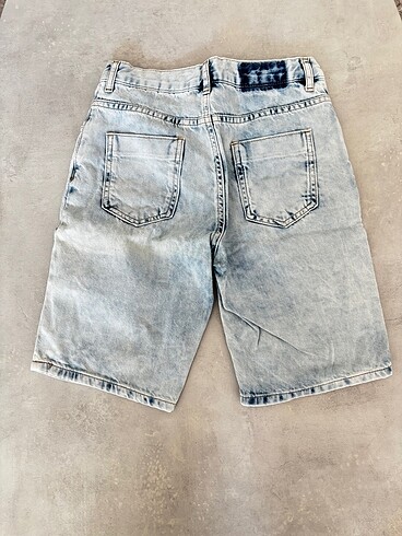 LC Waikiki Lcw erkek çocuk kot şort
