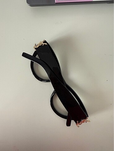 Ysl gözlük