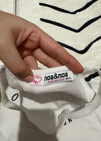 Beyaz Dantel Detaylı Baskılı Atlet - Görsel 2