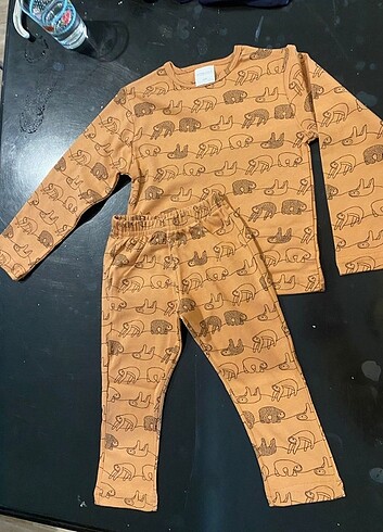 4 Yaş Beden Pijama takımı 