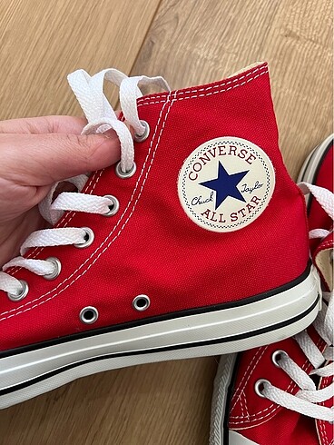 Converse 40 numara