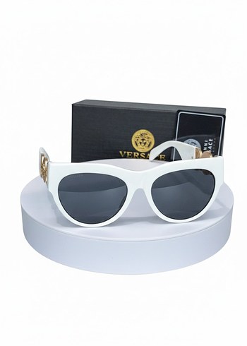 Zincir Detaylı Beyaz Modern Klasik Kadın Güneş Gözlüğü - Görsel 2