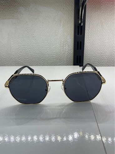 Prada gözlük