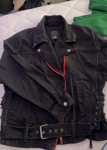 Siyah Kemerli Kadın Denim Ceket