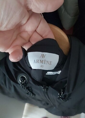 l Beden Armine yağmurluk ????