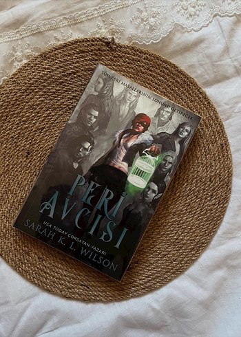 Peri Avcısı - Sarah K.L. Wilson