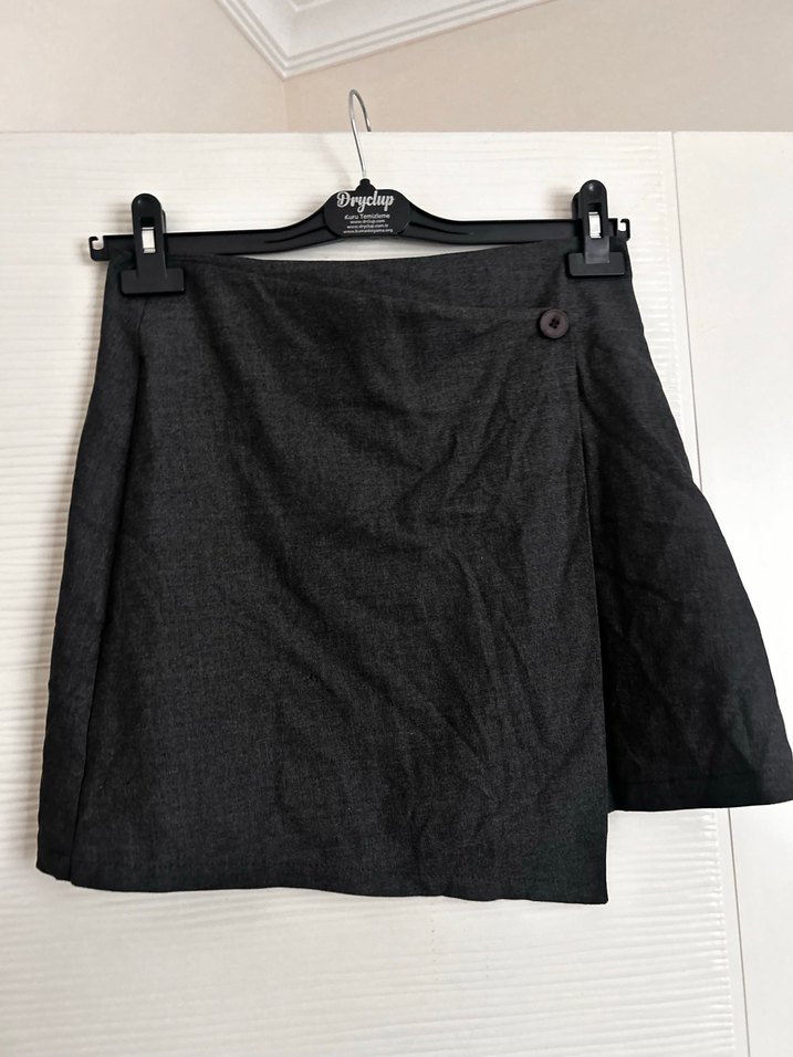 Düğmeli Gri Mini Etek - Crop Çeket takım - Görsel 2