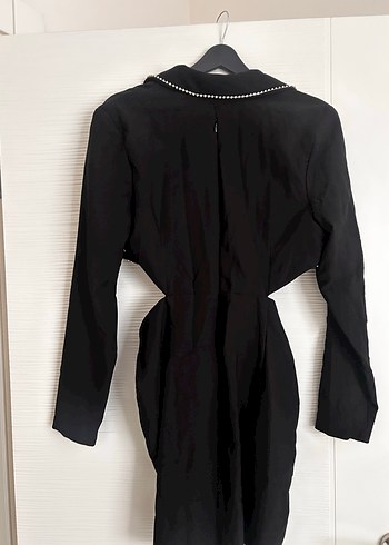Taşlı , bel dekolteli Siyah normal boy  Kadın Elbise - Görsel 2