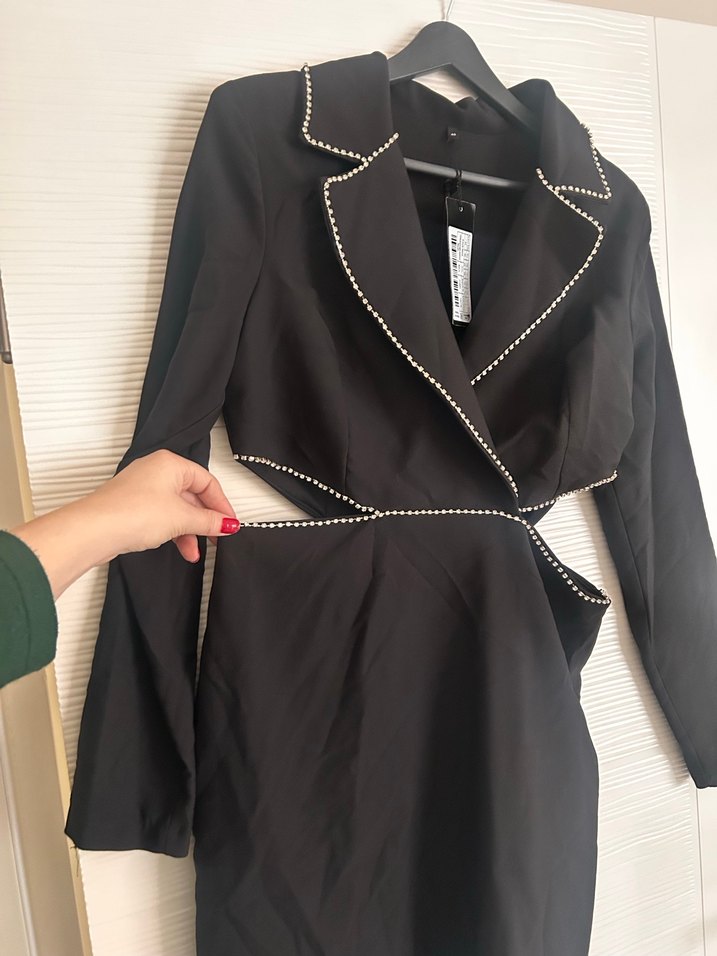 Taşlı , bel dekolteli Siyah normal boy  Kadın Elbise - Görsel 4