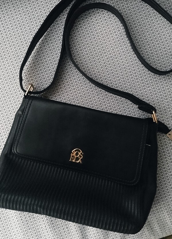 Siyah Kol Çapraz Çanta - Görsel 4