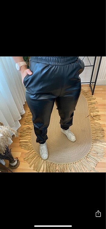 Bel paça lastikli içi polarlı deri pantolon - Görsel 7