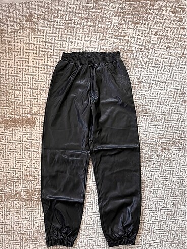 Bel paça lastikli içi polarlı deri pantolon - Görsel 2