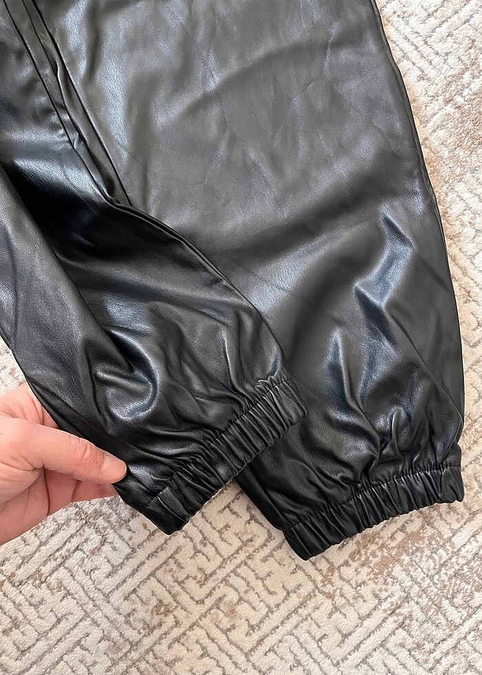 Bel paça lastikli içi polarlı deri pantolon - Görsel 4