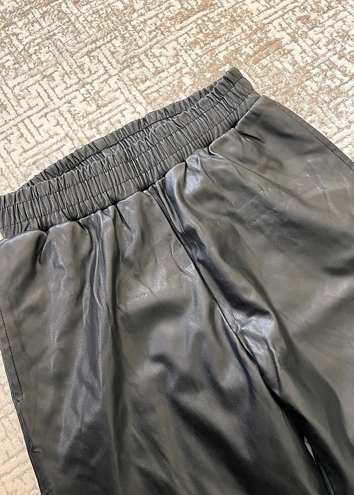 Bel paça lastikli içi polarlı deri pantolon - Görsel 3