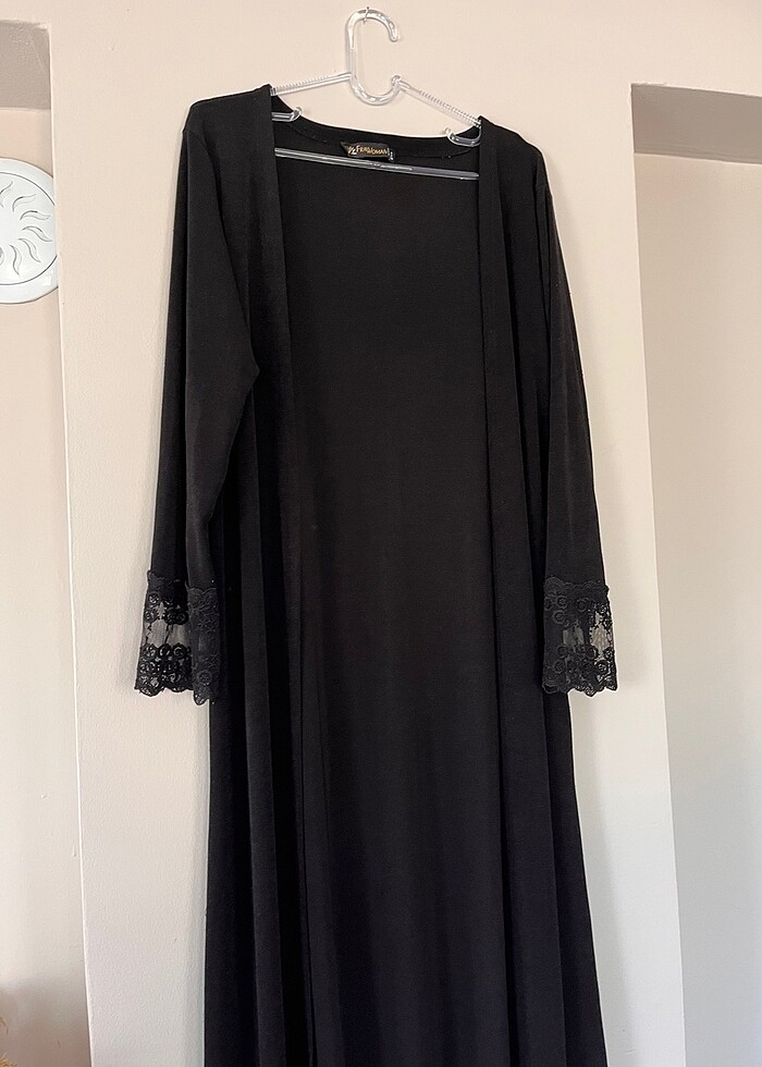 Bilekleri dantel güpürlü sabahlık - Görsel 2