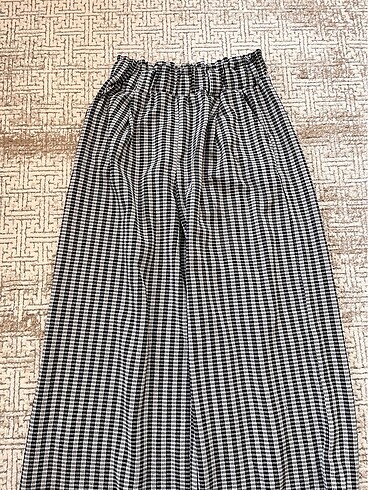 Bol kesim rahat ve şık pantolon - Görsel 5