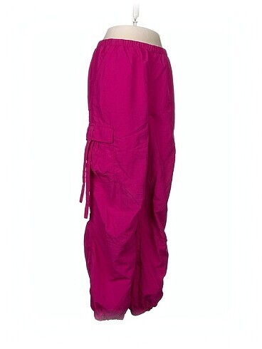 H&M H&M Kumaş Pantolon %70 İndirimli.