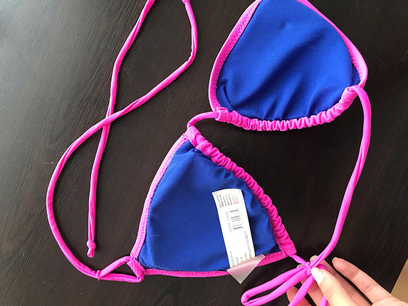 Pembe Bikini Üstü