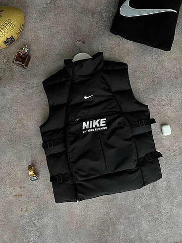 NIKE ŞİŞME HÜCUM YELEĞİ