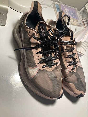 Nike zoom gravity