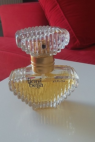 Artik Bulunmayan Fiore Bella Parfum Diğer Parfüm %33 İndirimli - Gardrops
