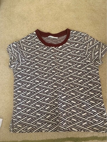 Zara tshirt