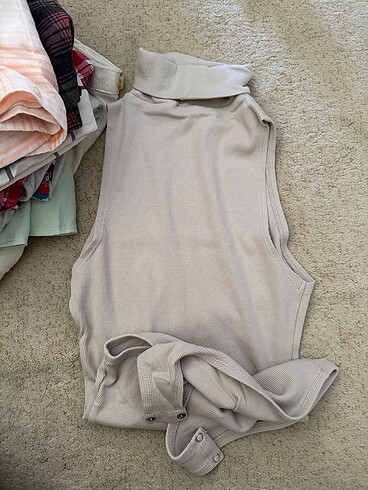 Zara çıtçıtlı büstiyer