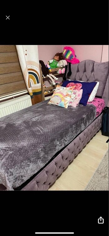 Yeni gibi baza başlık elimde pudra rengide mevcut