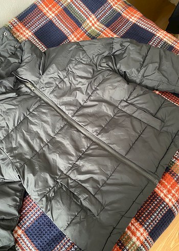 Koyu Gri Kapüşonlu Kadın Mont - Görsel 4