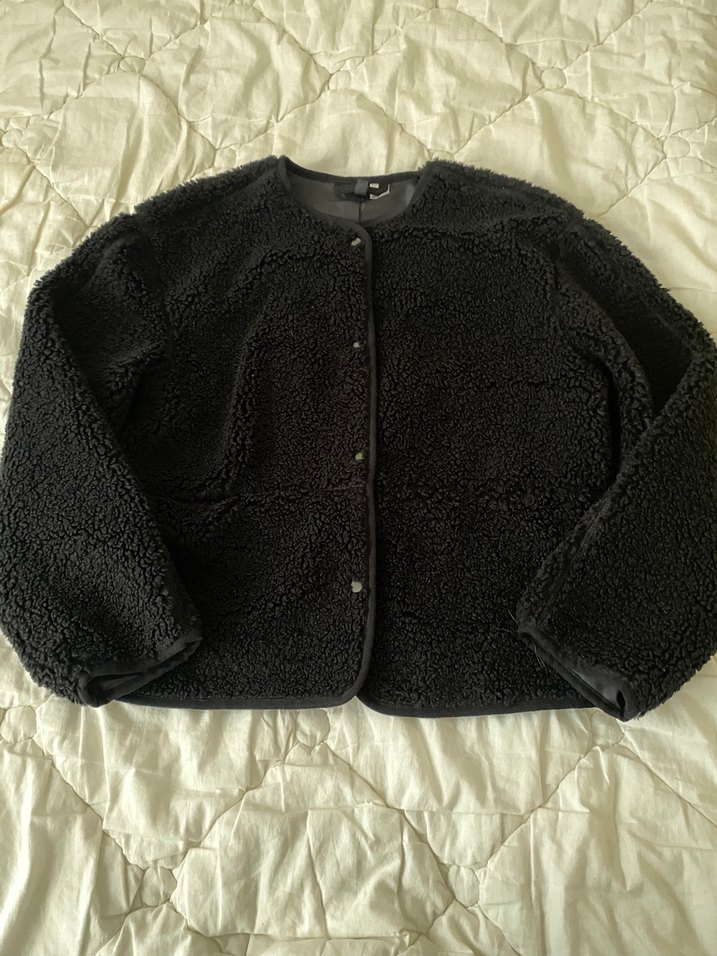 H&M viral pelüş ceket - Görsel 3