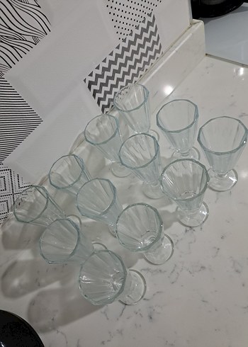 Paşabahçe Şeffaf Ayaklı Cam Bardak Seti