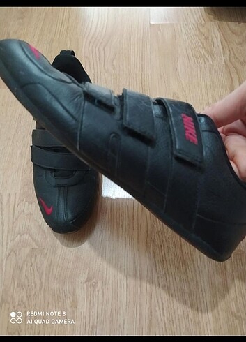 Orijinal Nike kadın ayakkabisi