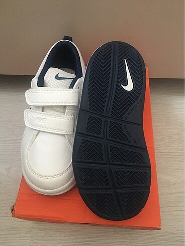 26 Beden Orjinal Nike Çocuk Ayakkabı