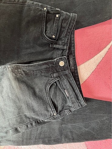 26 Beden Mavi jean