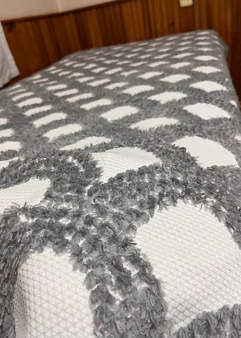 Gri Tie-Dye Desenli Yatak Örtüsü çift kişilik yastığı da mevcutt - Görsel 4