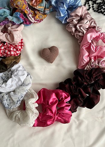 Çok Renkli İpek Görünümlü Lastikli Saç Tokaları - Görsel 2