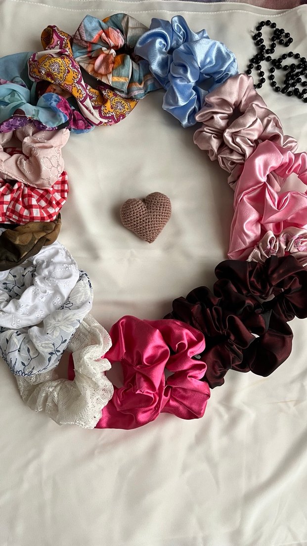 Çok Renkli İpek Görünümlü Lastikli Saç Tokaları - Görsel 2
