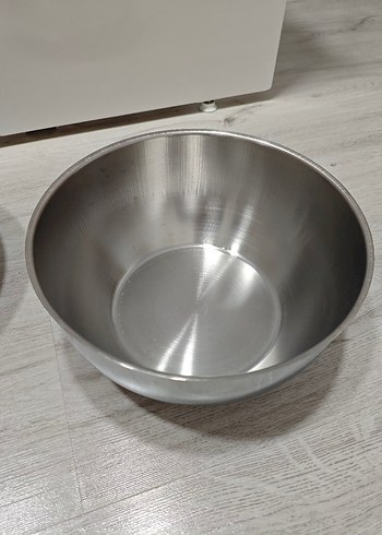  Beden 24 cm çelik hamur yoğurma ve karıştırma kasesi