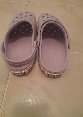 Crocs crocs Kızlar için pembe tokalı terlik