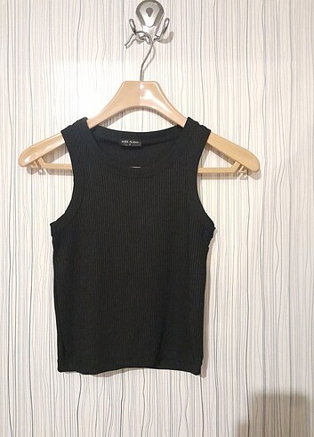  Siyah crop