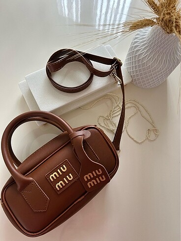 MIU MIU