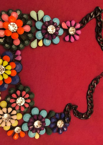 Renkli Boncuklu Çiçekli Uzun Kadın Kolye - Görsel 2