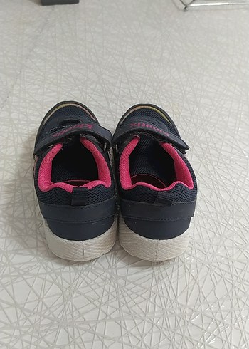 Kinetix Kinetix Kız Çocuk Pembe Cırt Cırtlı Spor Ayakkabı