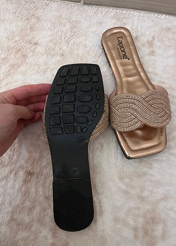 Calvin Klein Gold Taşlı terlik