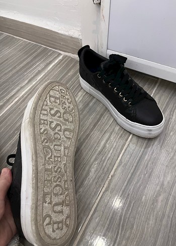 37 Beden Guess sneaker