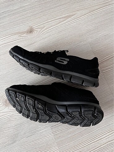 36 Beden siyah Renk SKECHERS KADIN SİYAH SPOR AYAKKABI