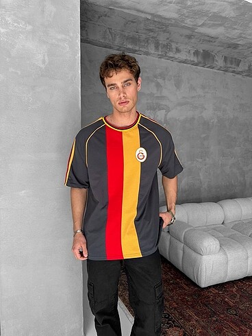 GALATASARAY RETRO OVERSİZE T-SHİRT