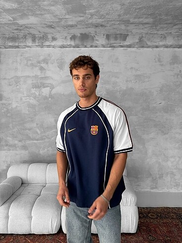 BARCELONA OVERSİZE T-SHİRT