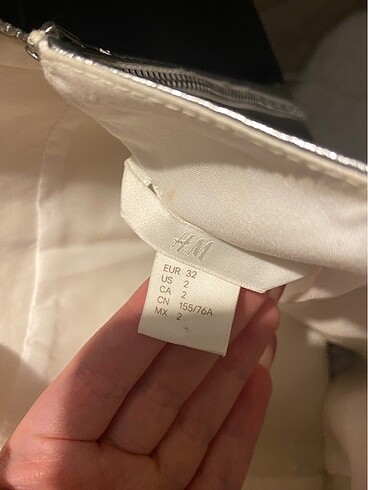 32 Beden h&m metalik gumus etek