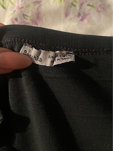 l Beden bershka crop
